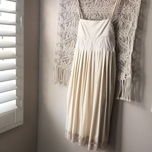 Robert Rodriguez Ivory Lace Empire Waist Dress with Straps and Tie-Back | Size 6